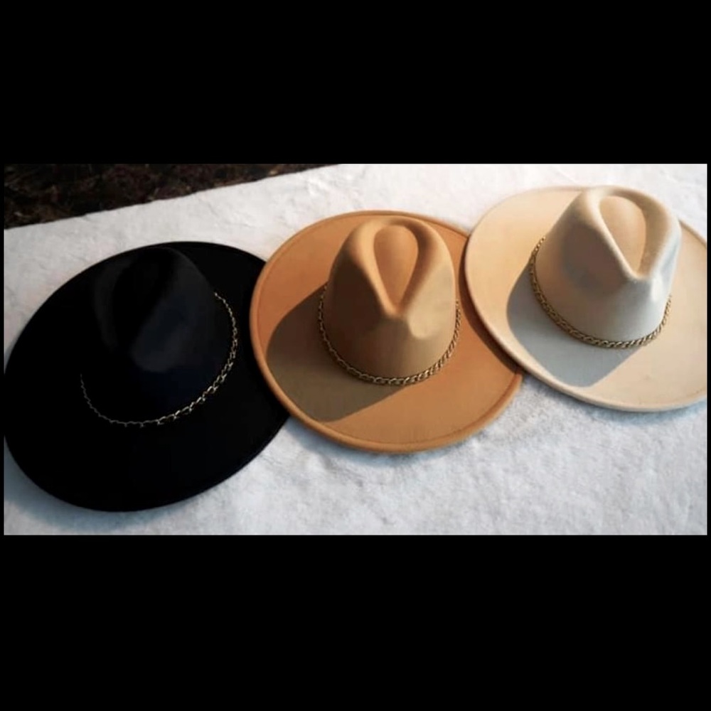 Women brim hat ⁉️👌🏻🇲🇽
